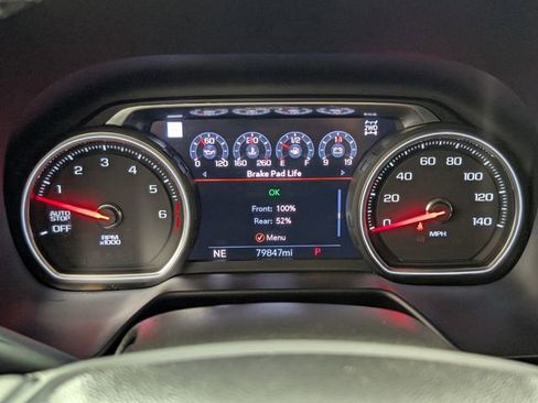 Used 2021 Chevrolet Tahoe Z71 w/ Z71 Off-Road Package image 31