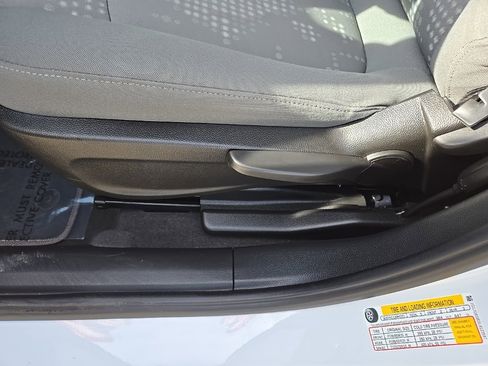 Used 2020 Chevrolet Sonic LT image 44