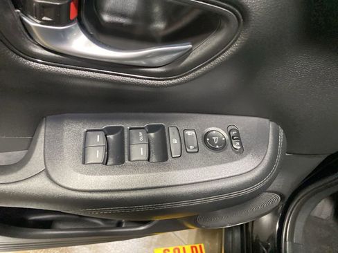 Certified 2023 Honda HR-V LX image 20