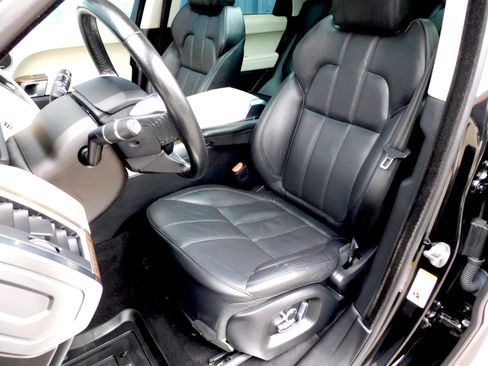Used 2016 Land Rover Range Rover Sport HSE image 14