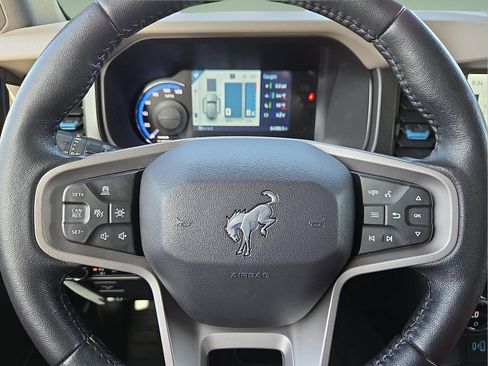 Certified 2023 Ford Bronco Wildtrak AWD/4WD image 24