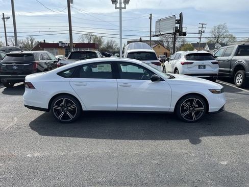 New 2026 Honda Accord SE image 11