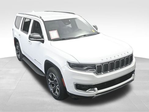 Used 2023 Jeep Wagoneer Series III w/ Preferred Equipment Group image 57