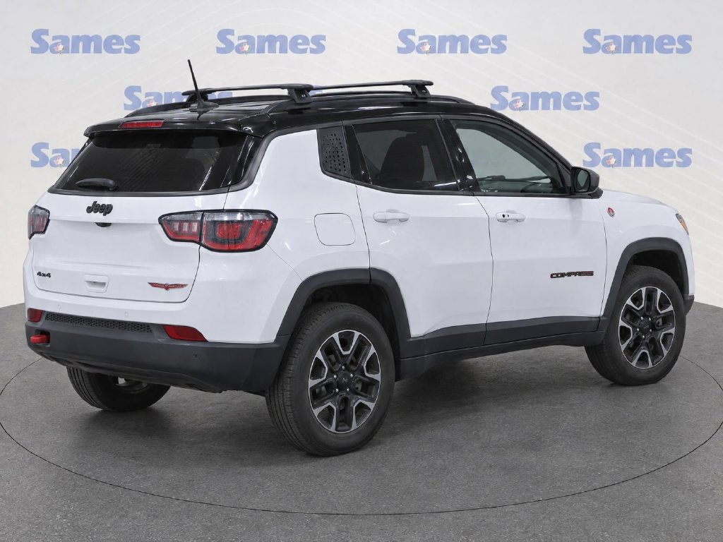 Used 2020 Jeep Compass Trailhawk w/ Safety & Security Group AWD/4WD image 3