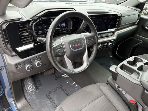 Used 2024 GMC Sierra 1500 SLE RWD image 9