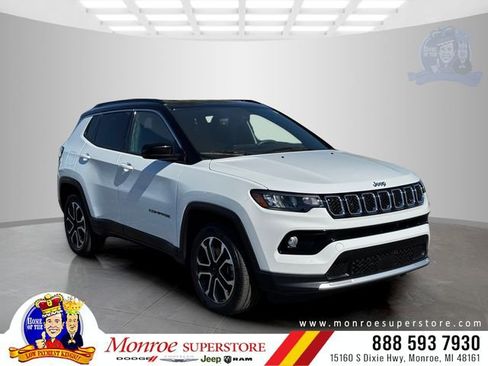 Used 2023 Jeep Compass Limited AWD/4WD image 1