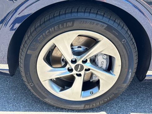 New 2026 Genesis GV70 2.5T AWD/4WD image 13
