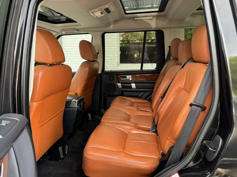 Used 2016 Land Rover LR4 HSE LUX AWD/4WD image 21