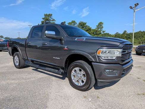 Used 2021 RAM 2500 Laramie AWD/4WD image 3
