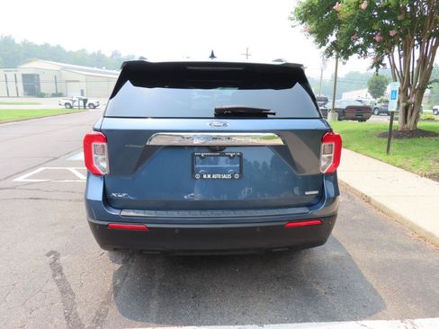 Used 2020 Ford Explorer XLT RWD image 6