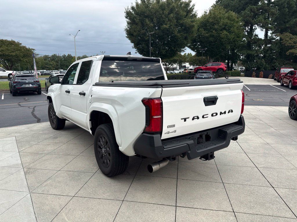 Used 2024 Toyota Tacoma SR w/ SR Upgrade Package AWD/4WD image 7