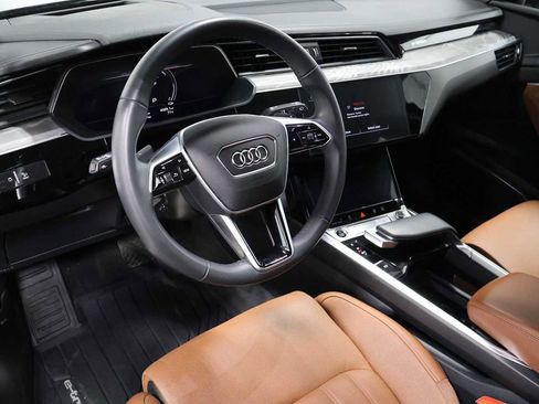 Used 2023 Audi e-tron Chronos w/ Chronos Package AWD/4WD image 4