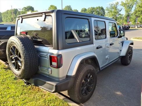 Used 2023 Jeep Wrangler Unlimited Sport AWD/4WD image 9