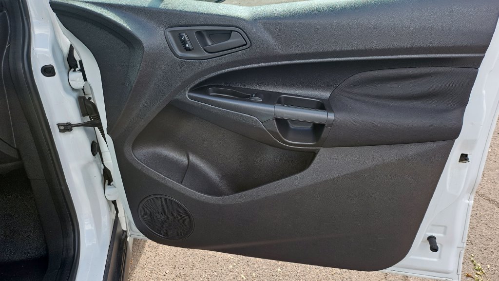 Used 2015 Ford Transit Connect XL FWD image 18