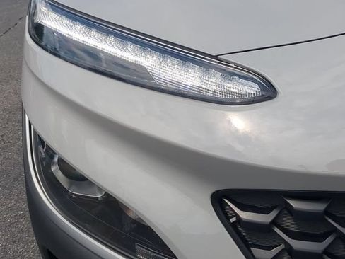 Used 2023 Hyundai Kona SEL w/ Cargo Package AWD/4WD image 9