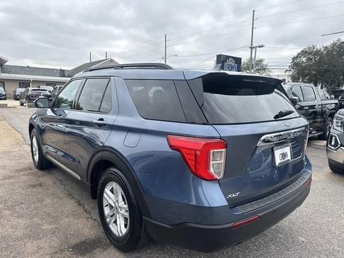 Used 2020 Ford Explorer XLT image 9
