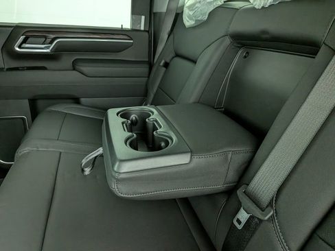 New 2025 GMC Sierra 2500 SLT w/ SLT Premium Package AWD/4WD image 26
