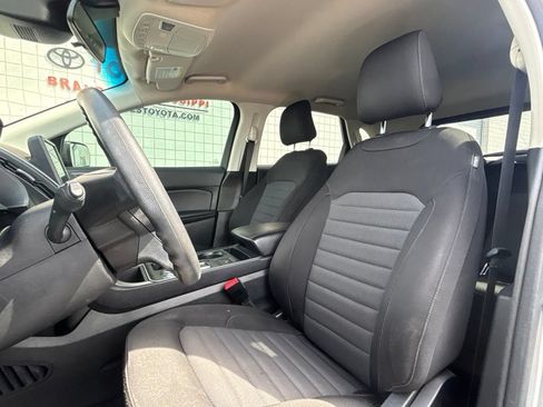 Used 2024 Ford Edge SE AWD/4WD image 10