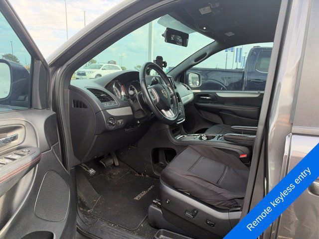 Used 2016 Dodge Grand Caravan R/T FWD image 9