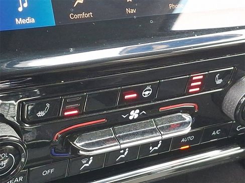 Used 2021 Jeep Grand Cherokee L Limited w/ MOPAR Finishing Package image 27