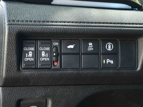 Used 2024 Honda Odyssey Elite image 40