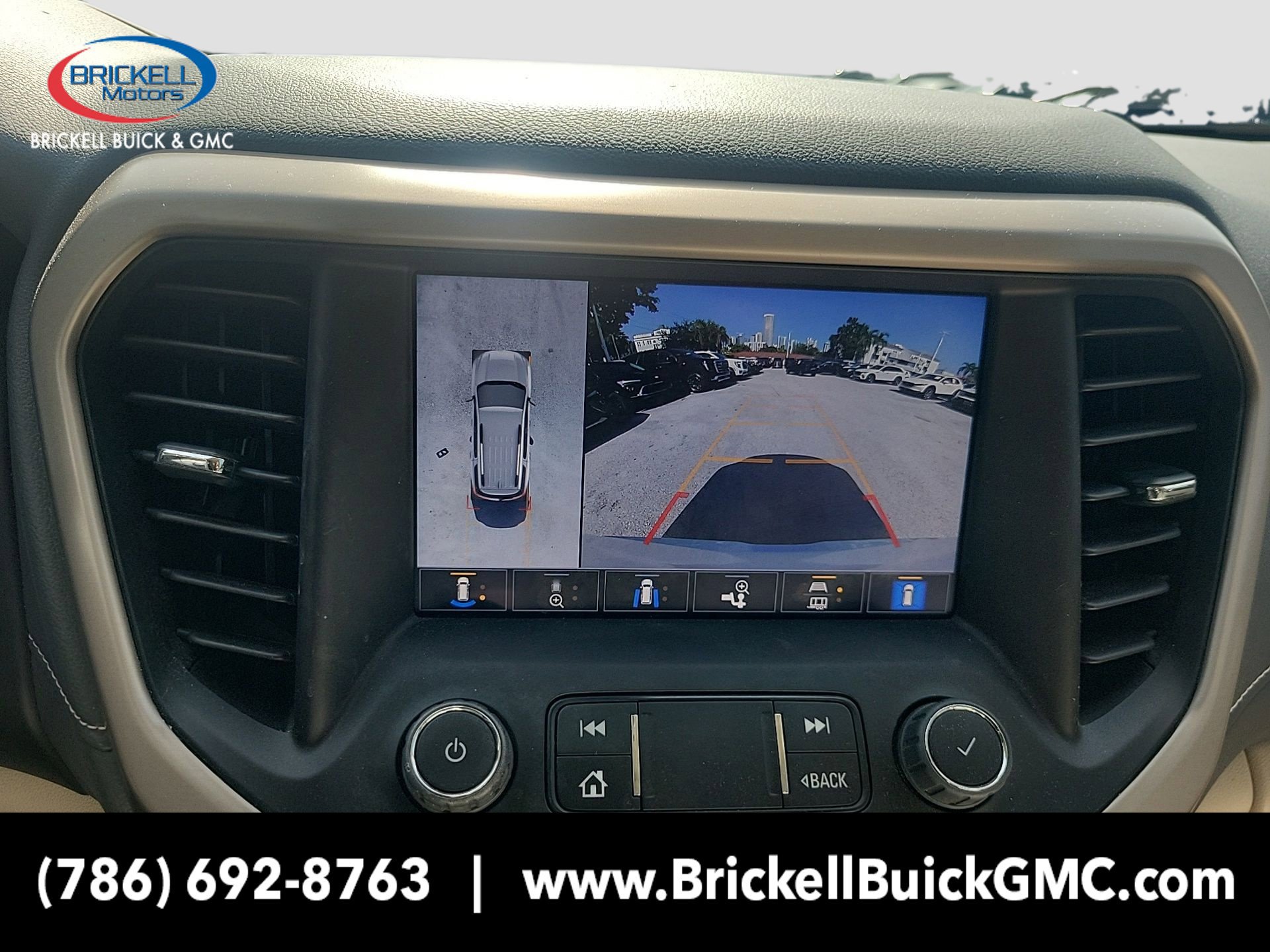 Used 2023 GMC Acadia Denali w/ Denali Ultimate Package FWD image 31