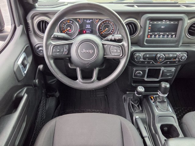 Used 2022 Jeep Wrangler Unlimited Sport AWD/4WD image 11