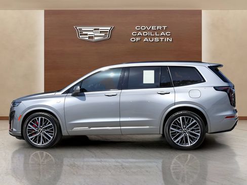 Certified 2024 Cadillac XT6 Sport w/ Platinum Package AWD/4WD image 2