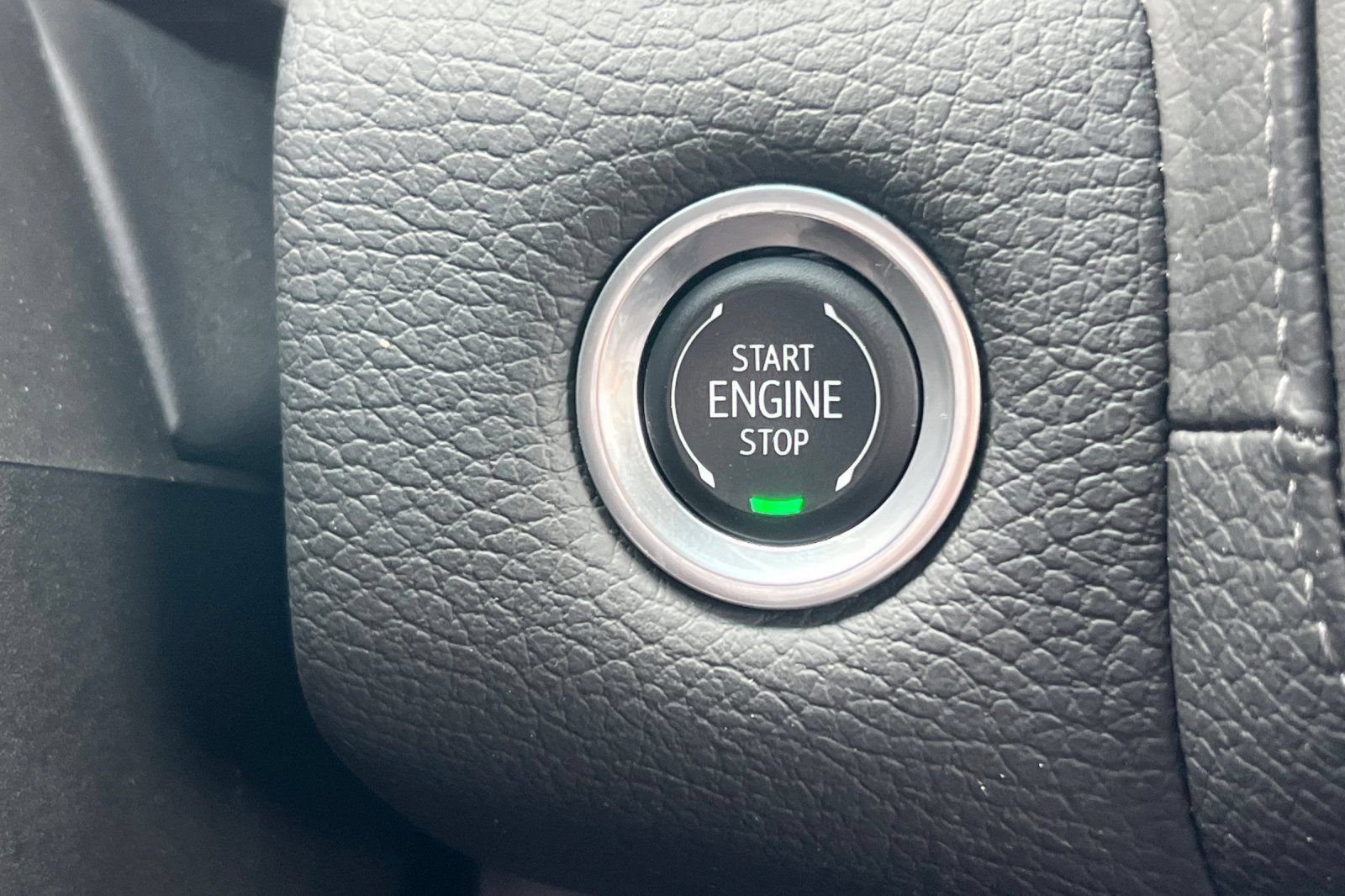 Used 2024 GMC Yukon Denali AWD/4WD image 29