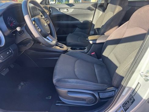 Used 2021 Kia Forte LXS image 16