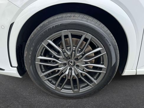 Certified 2024 Lexus RX 500h F Sport w/ Convenience Package image 10