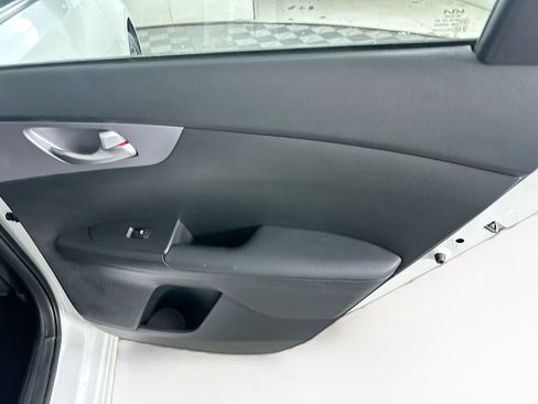 Used 2024 Kia Forte LXS image 27