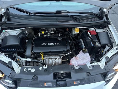 Used 2016 Chevrolet Sonic LT image 29