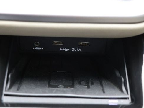 Used 2020 Subaru Outback Limited w/ Popular Package #2 image 27