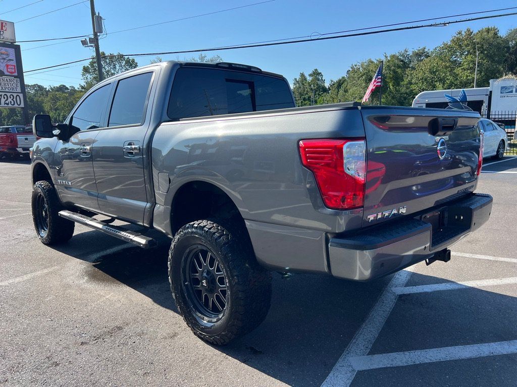Used 2021 Nissan Titan SV w/ SV Convenience Package AWD/4WD image 7
