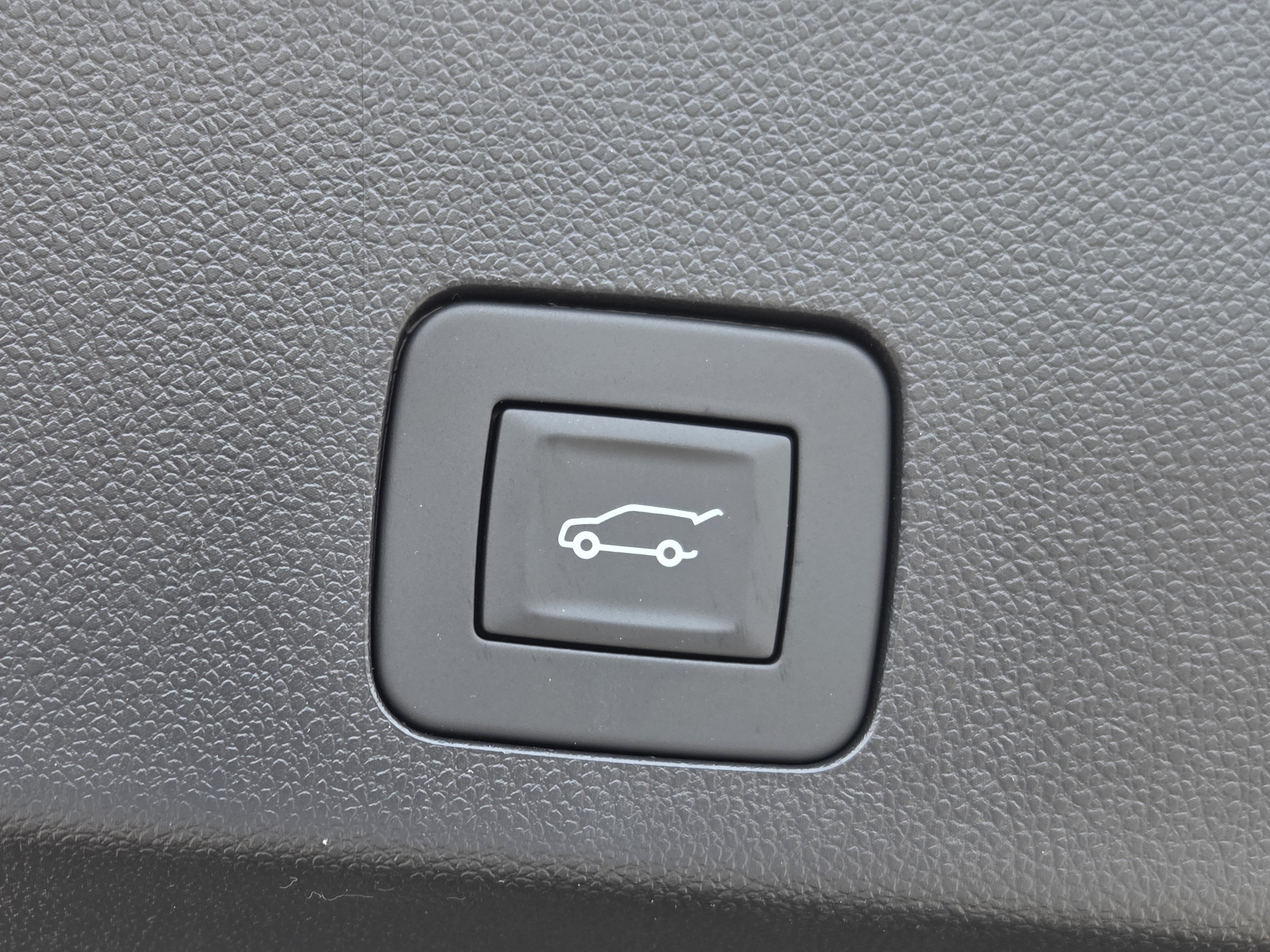 New 2026 Buick Encore GX Sport Touring w/ Advanced Technology Package FWD image 7