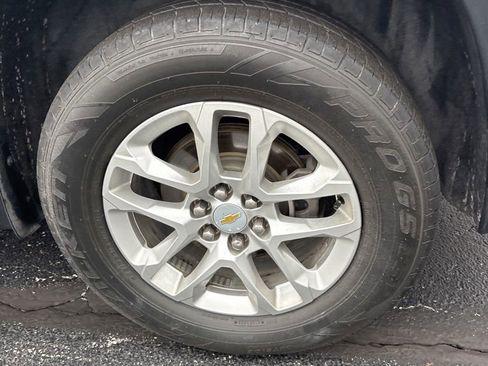 Used 2020 Chevrolet Traverse LT image 14