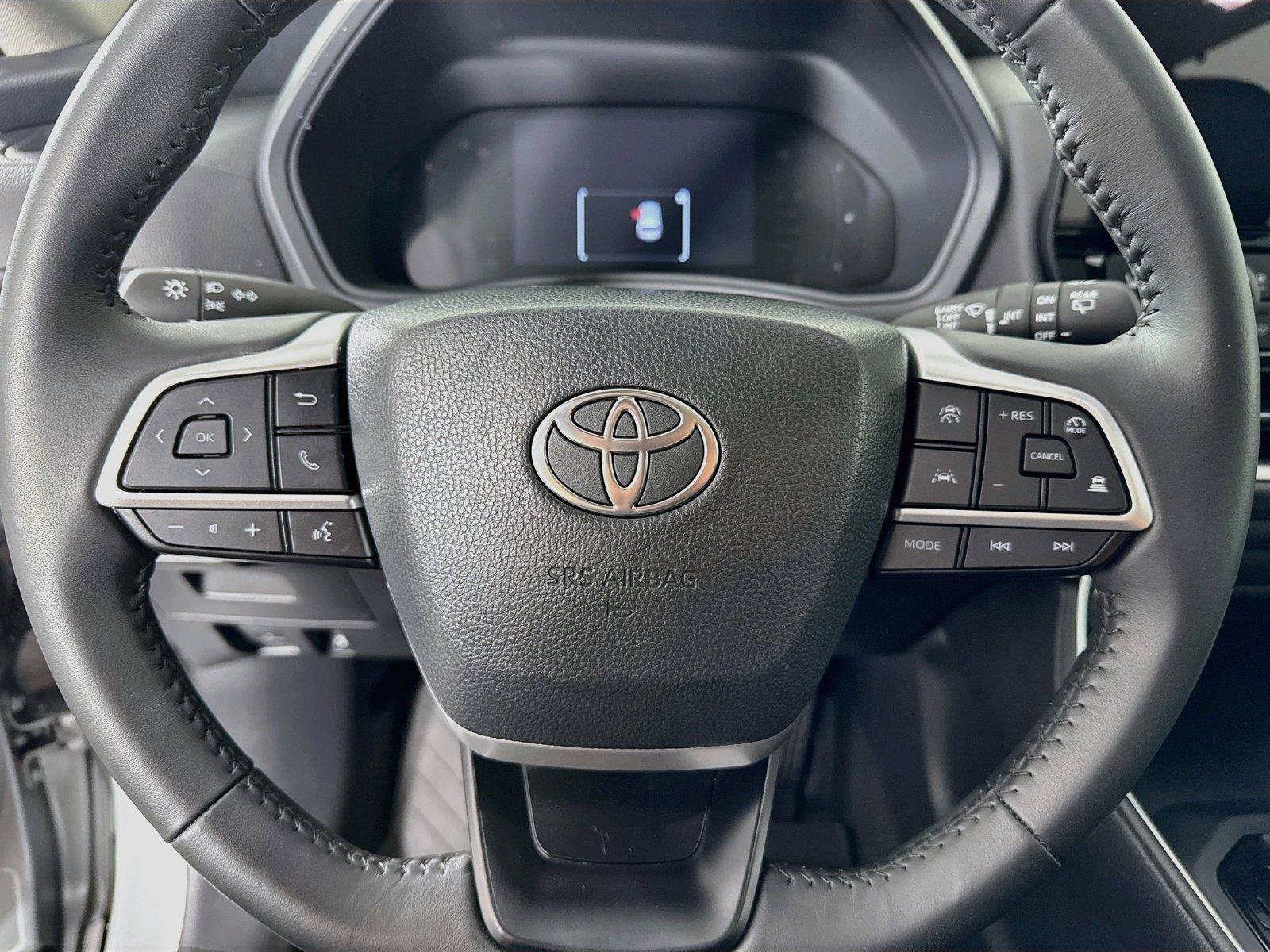 Certified 2026 Toyota Grand Highlander FWD image 17