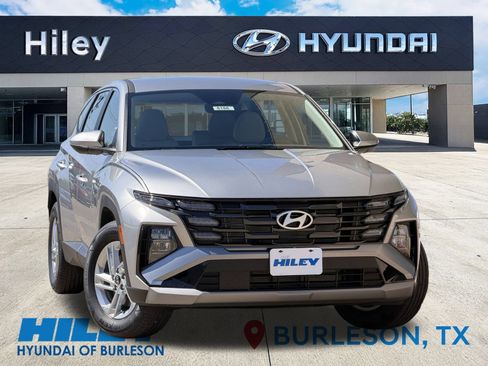 Certified 2026 Hyundai Tucson SE FWD image 2