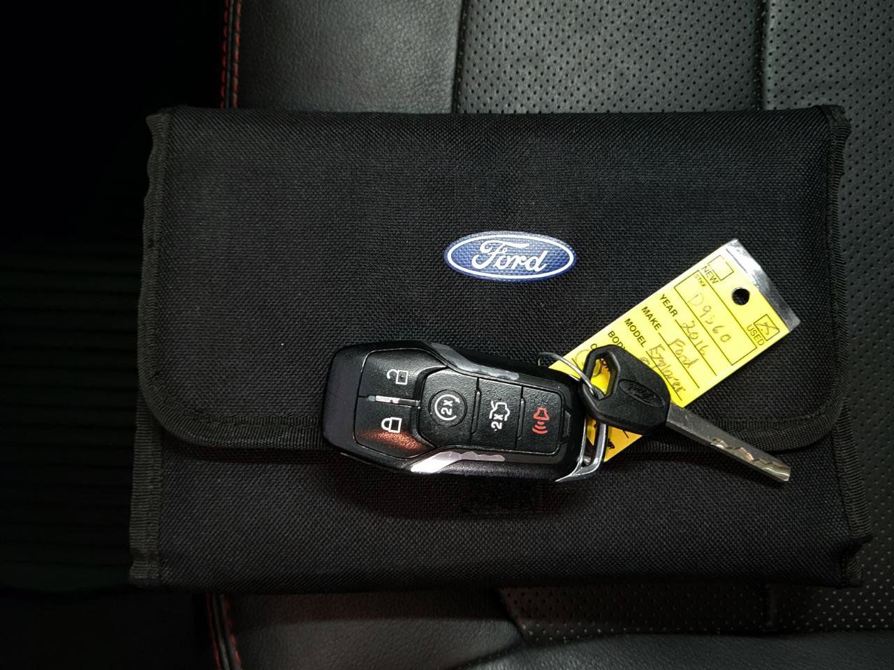 Used 2016 Ford Explorer Sport w/ Equipment Group 401A AWD/4WD image 40