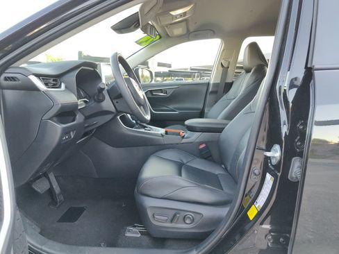 Used 2024 Toyota RAV4 Adventure image 13