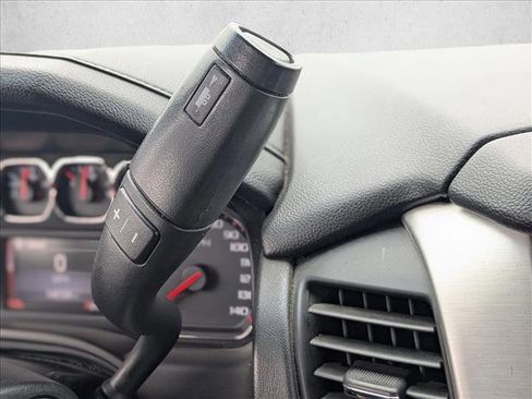 Used 2015 GMC Yukon XL SLE image 11