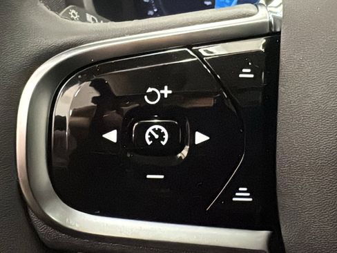New 2026 Volvo XC90 T8 Ultra w/ Protection Package AWD/4WD image 13