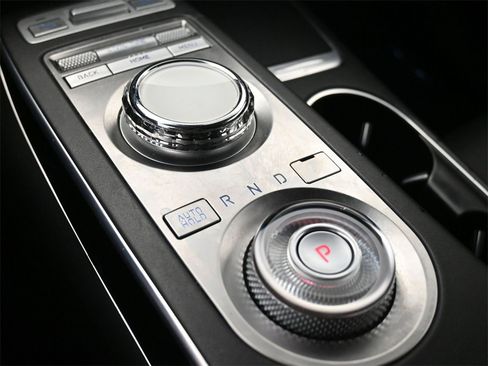 Used 2022 Genesis GV70 2.5T image 26