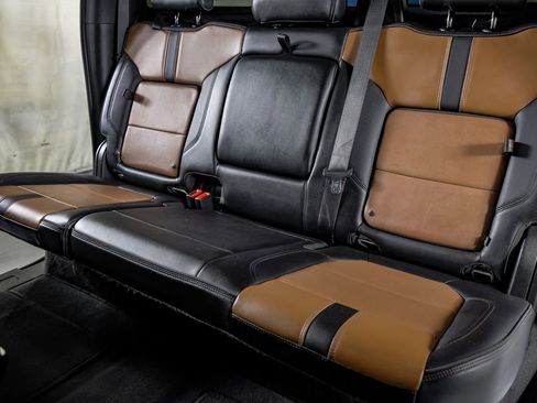 Used 2021 Chevrolet Silverado 2500 High Country w/ Z71 Off-Road Package image 33