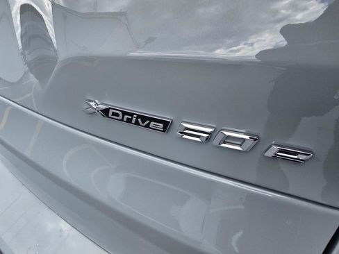 New 2026 BMW X5 xDrive50e w/ M Sport Package image 4