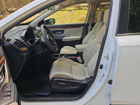 Used 2018 Honda CR-V EX image 9