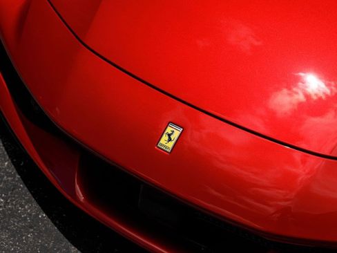 Used 2023 Ferrari 296 GTS RWD image 40