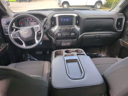 Used 2020 Chevrolet Silverado 1500 LT w/ Trailering Package image 17