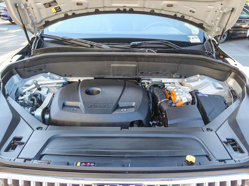 Used 2024 Volvo XC90 T8 Plus w/ Protection Package Premier image 29